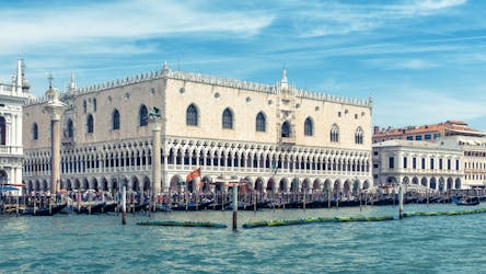 Highlights of Venice walking tour with Doge’s Palace and Saint Mark’s Basilica